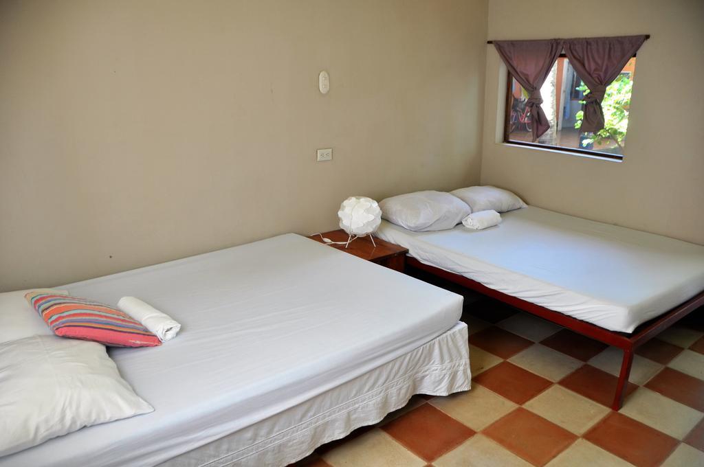 Hostel Esperanza ซานฮวนเดลซูร์ ห้อง รูปภาพ