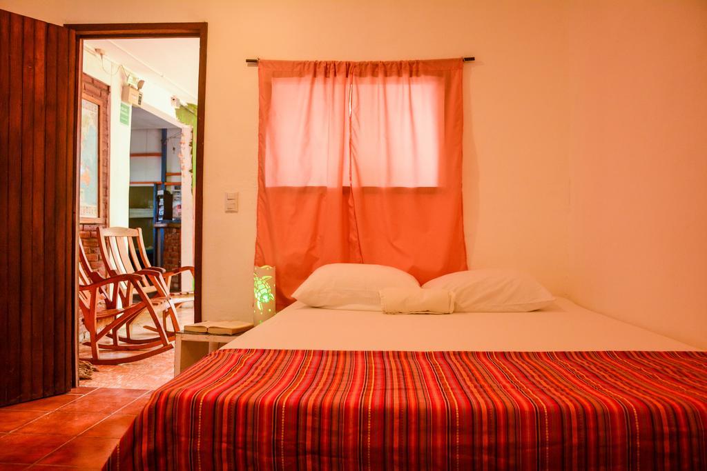 Hostel Esperanza ซานฮวนเดลซูร์ ภายนอก รูปภาพ